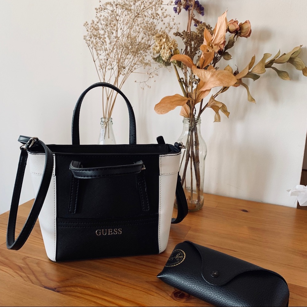 Guess Mini Tote/Crossbody